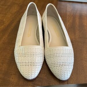 Naturalizer white leather flats women 8.5 shoes